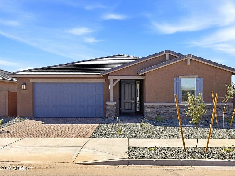 15831 W HONEYSUCKLE Drive photo 3