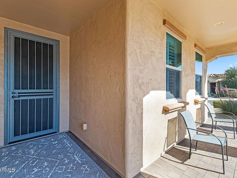 27414 W TONOPAH Drive photo 5
