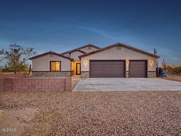36928 S Cactus View Ln photo 1