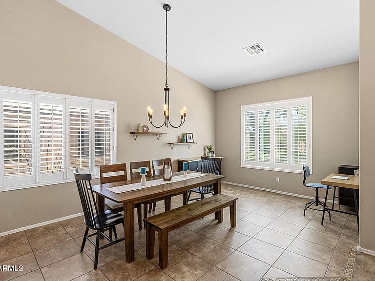 8456 W QUAIL TRACK Drive photo 3