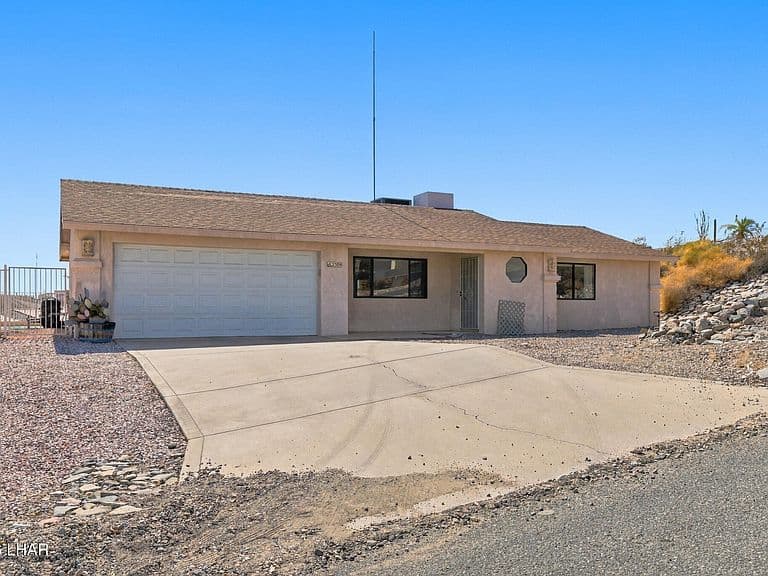 2309 Clarke Ct photo 4