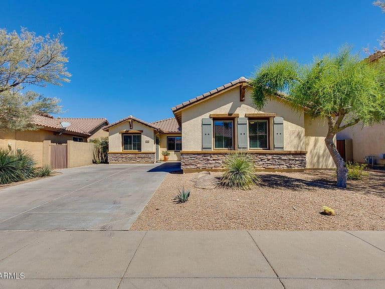 2510 W COYOTE CREEK Drive photo 2