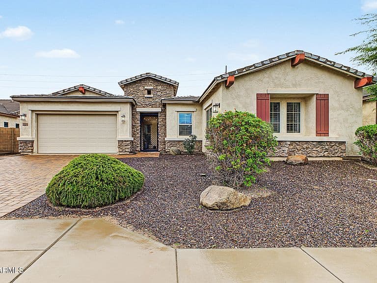 2950 E DERRINGER Way photo 3
