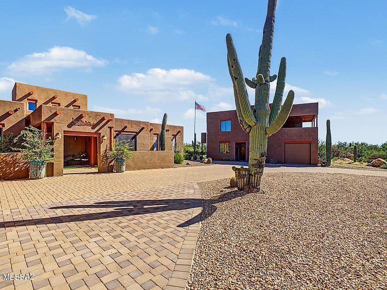 12770 N Coyote Crossing Trl photo 1