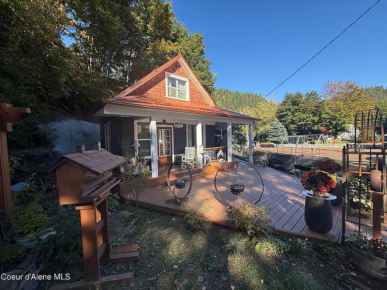 119 Pine St photo 3