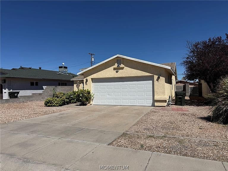 1831 Pacific Avenue photo 2