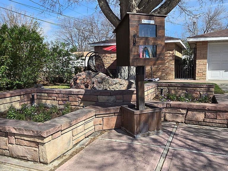 505 Avenue K photo 3