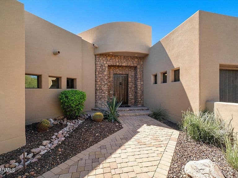 14819 E PARADISE Drive photo 3