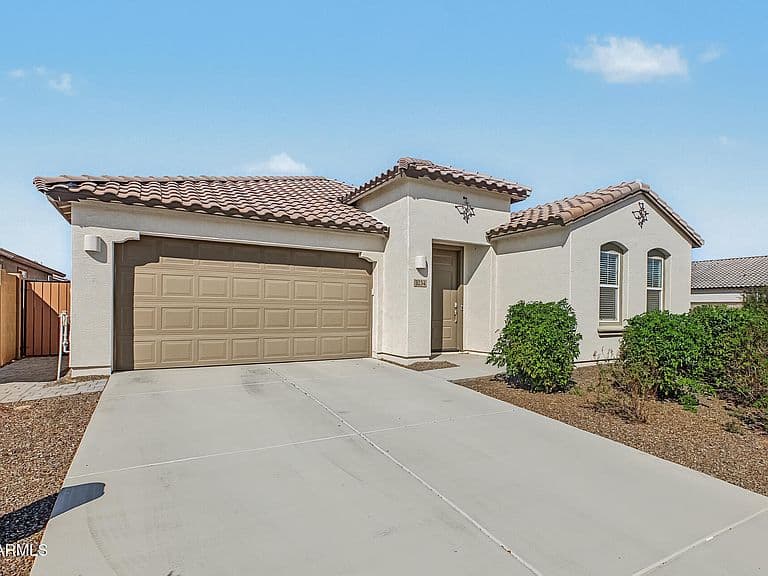 3234 E HAYFIELD Way photo 3