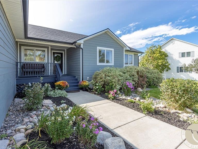 3518 Pebble Brook Dr photo 4