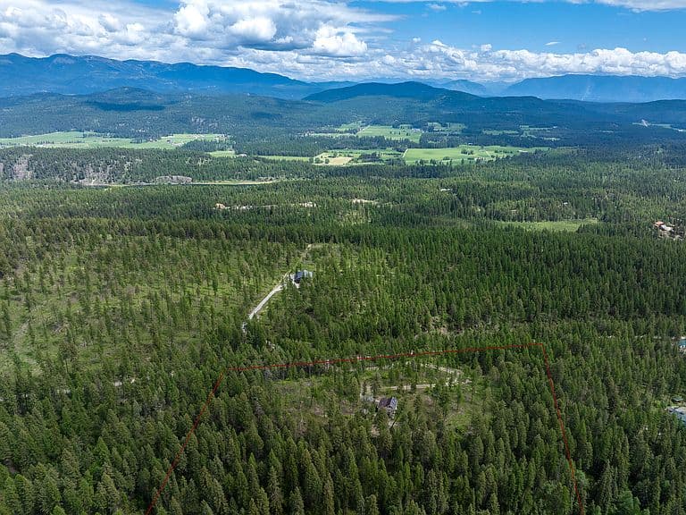 254 Chinook Lake Rd photo 3