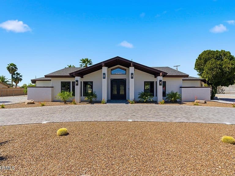 16424 N 44th Street photo 4