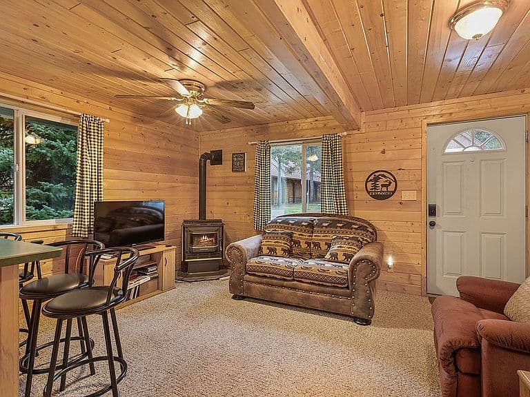 3764 McCrea Dr photo 5