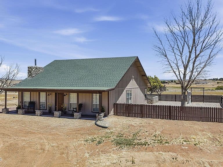 1455 S Lakeshore Dr photo 3