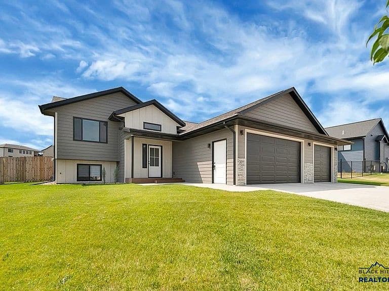 3011 Rombauer Dr photo 1