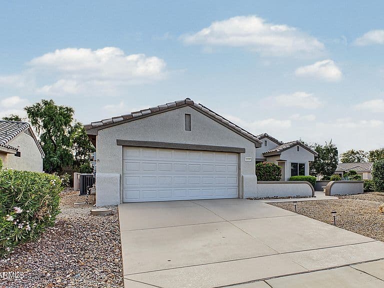 18505 N VILLA BELLA Drive photo 2