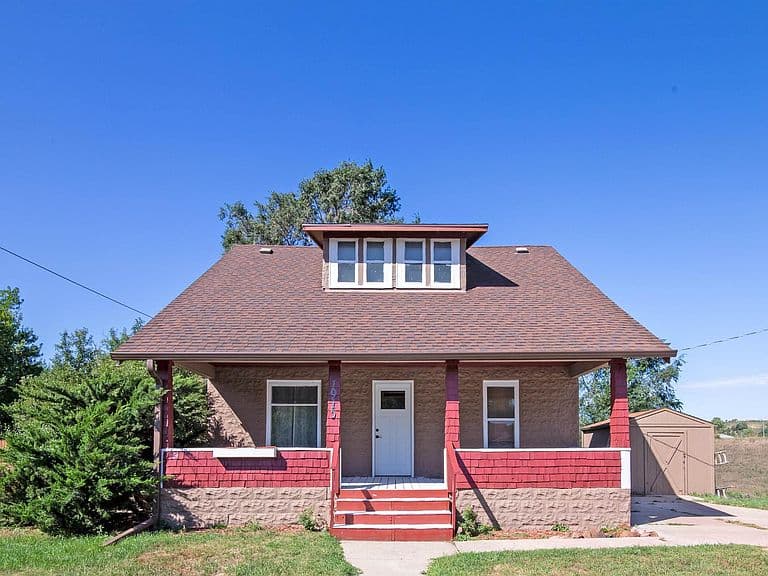 1915 N Wayland Ave photo 2