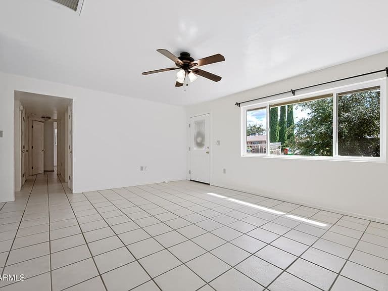 67 W KAYETAN Drive photo 5
