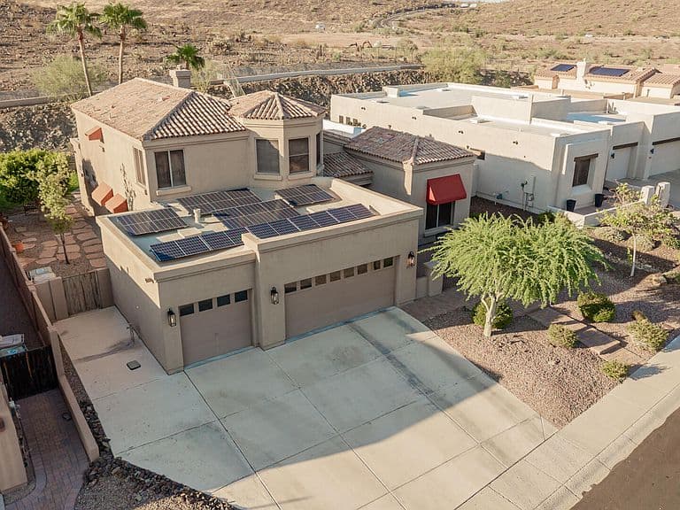 6022 W ROBIN Lane photo 1