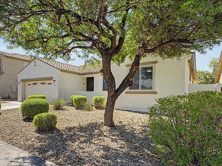 2217 W ALICIA Drive photo 4