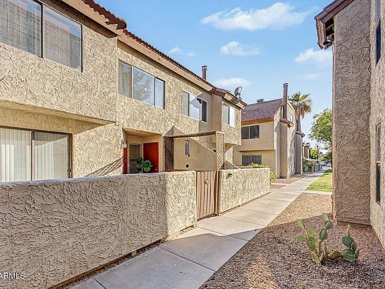 2040 S LONGMORE Street #43 photo 2
