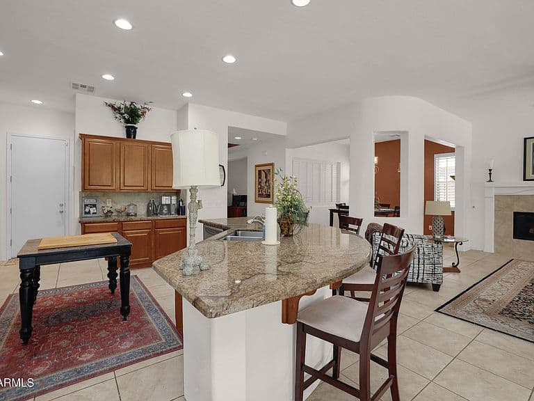 4755 E RAKESTRAW Lane photo 5