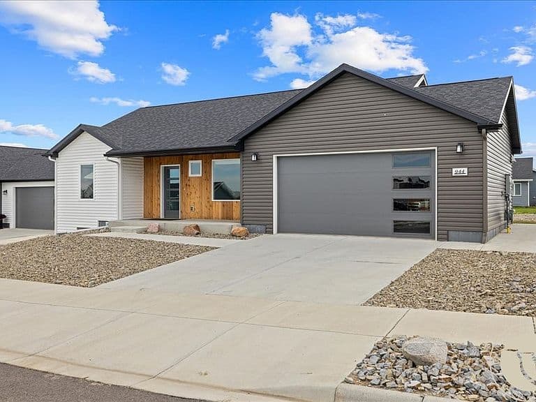 944 Anacapa Ln photo 1