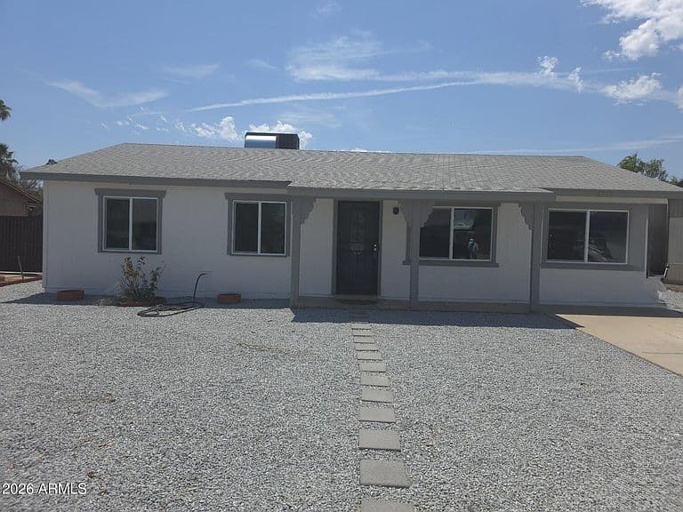 6753 W PALM Lane photo 1