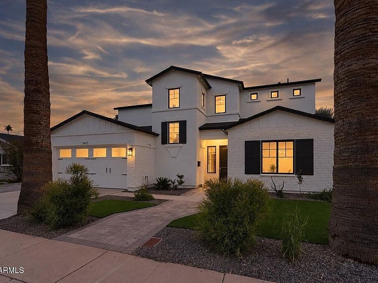3417 E SELLS Drive photo 1