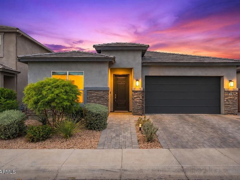 6032 E LONE CACTUS Drive photo 2