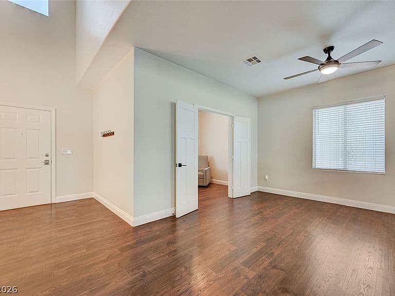 1131 Spooner Ct photo 4