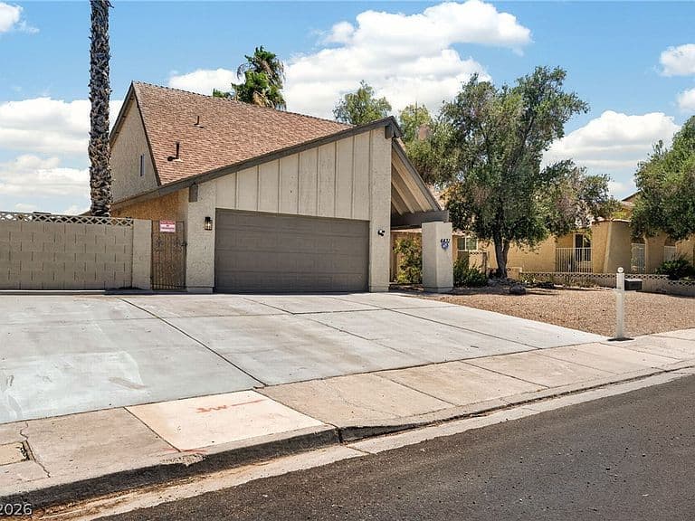 4431 El Campana Way photo 3