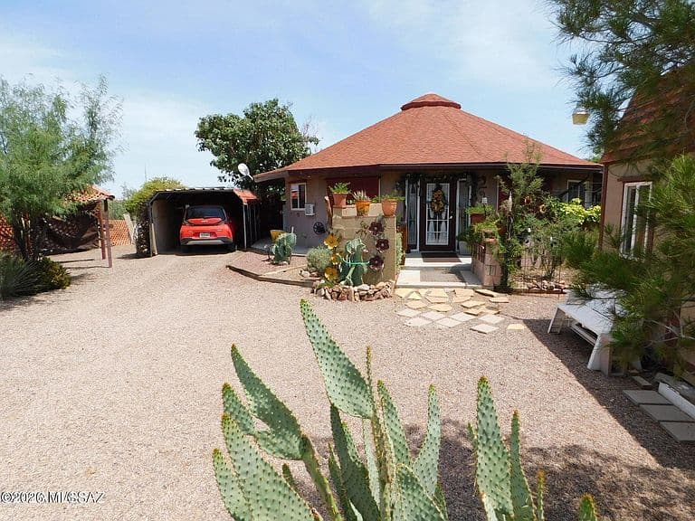 2916 E Loma Alta Dr photo 1
