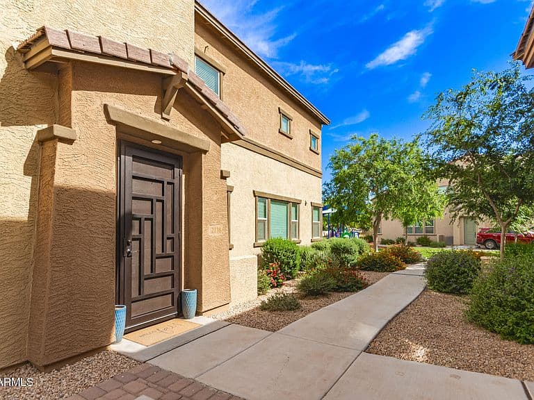 14870 W ENCANTO Boulevard #2138 photo 2