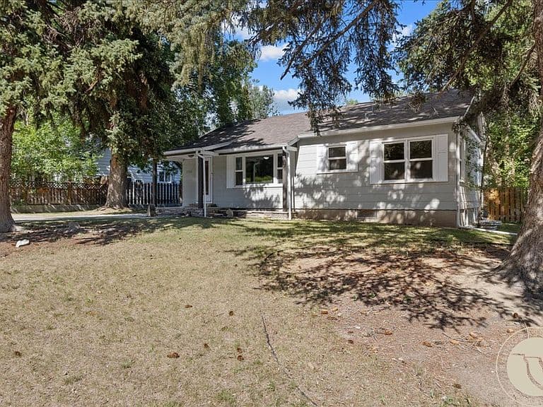 2723 Arvin Rd photo 3