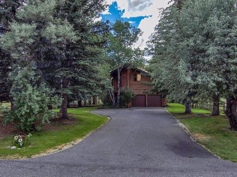 209 Alturas Dr photo 1