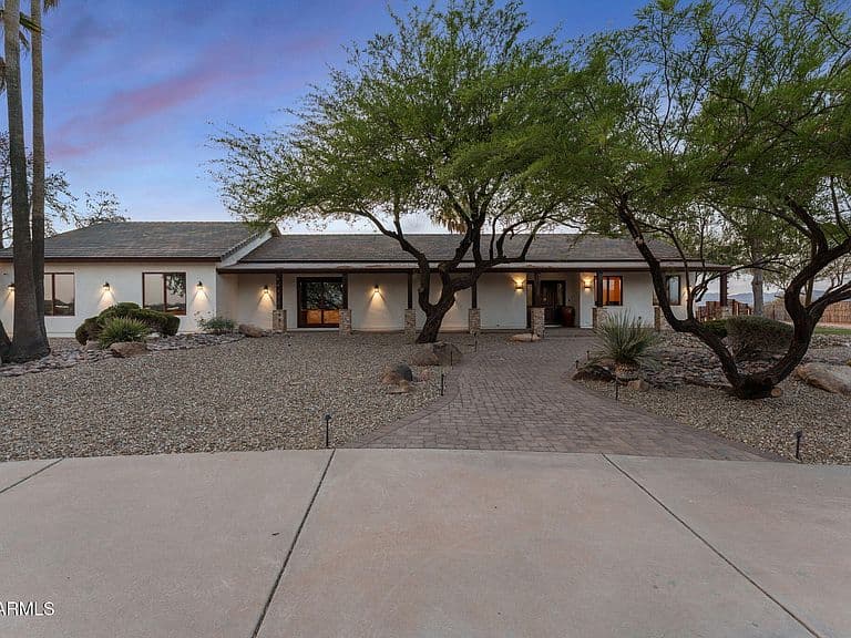 1025 Los Altos Drive photo 4