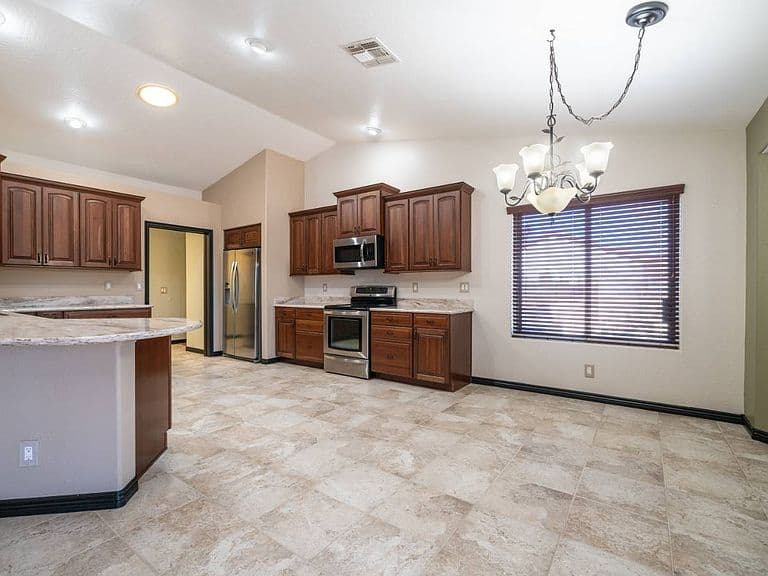 833 N 110th St photo 4