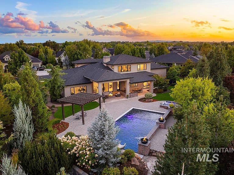 1300 W Windbreaker Ln photo 1