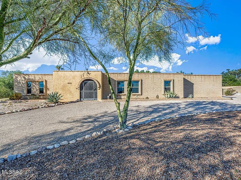 6725 E Bacobi Cir photo 5