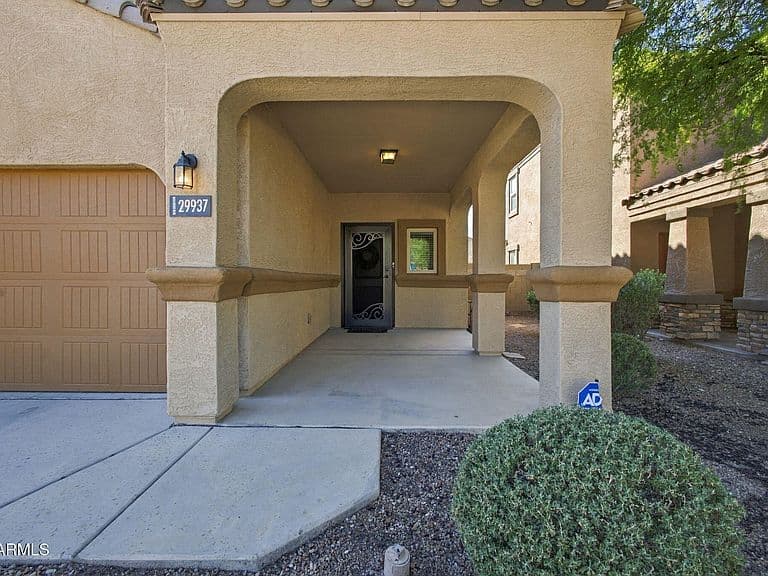 29937 W WHITTON Avenue photo 4