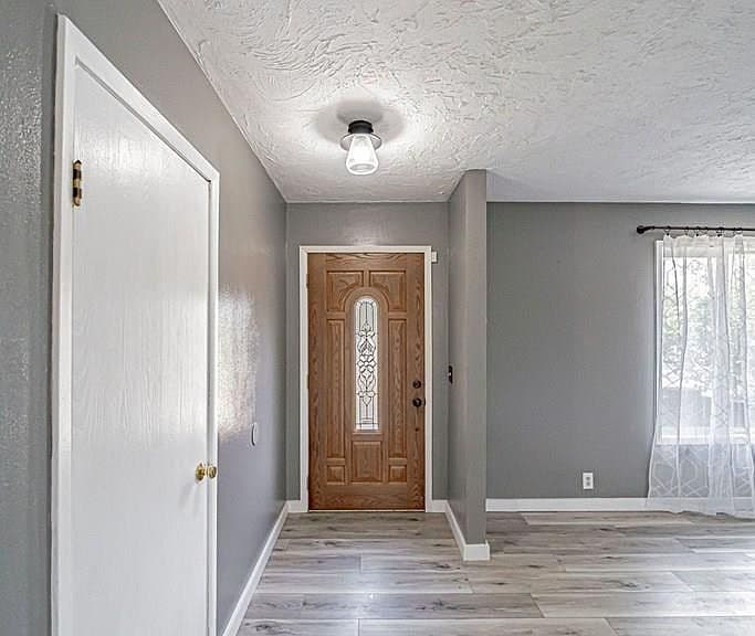 2090 S Heather Ln photo 5