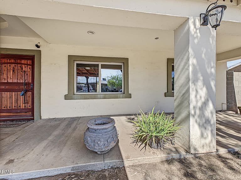 3216 W PIERCE Street photo 1