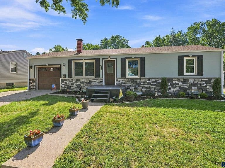 1508 S Olive Dr photo 1