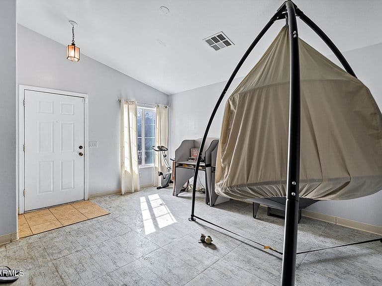 22258 W Twilight Trl photo 5