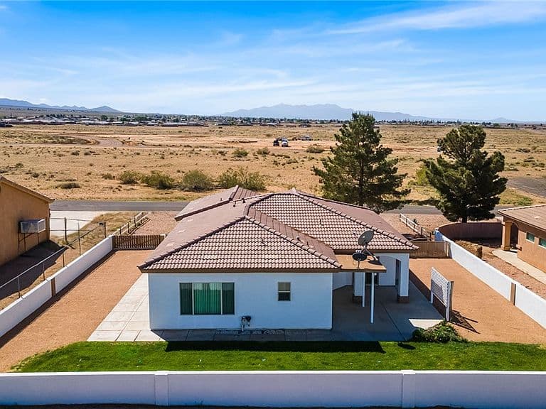 7297 E Stoneaxe Drive photo 3