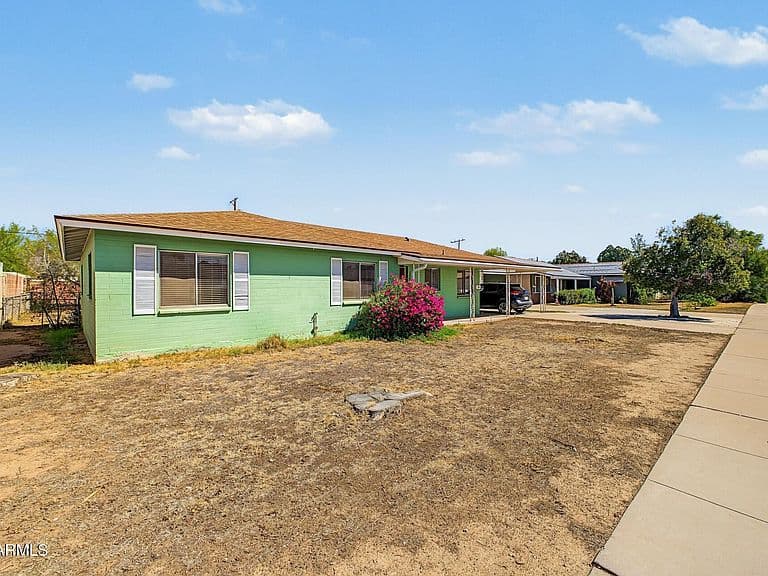 2040 W NORTHVIEW Avenue photo 4
