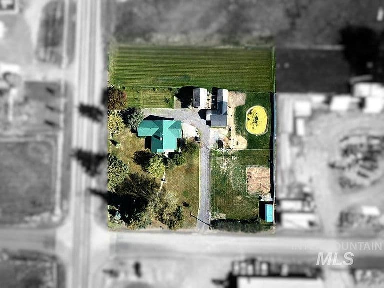 1698 State Highway 46 photo 2
