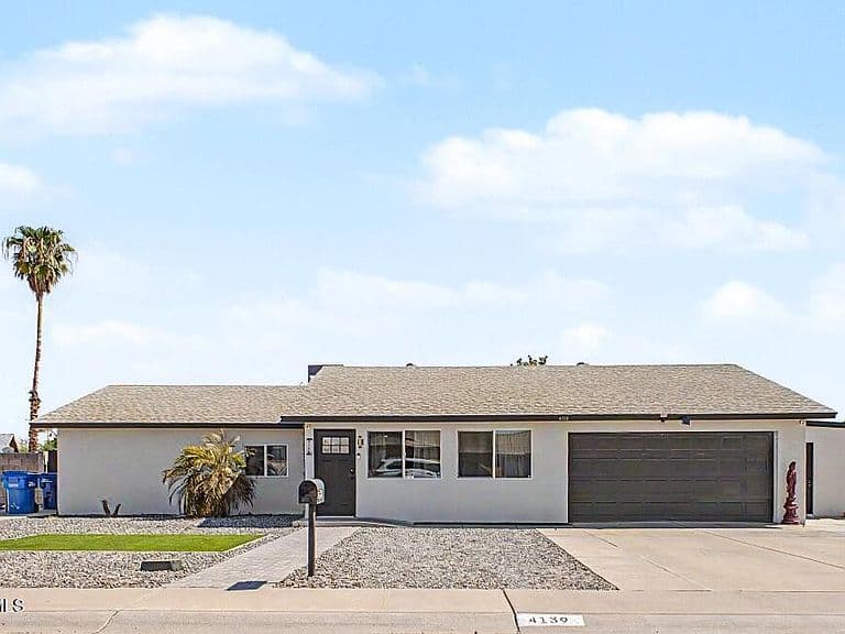 4139 W DESERT HILLS Drive photo 2