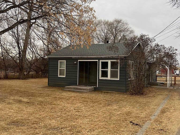 2525 Central Ave photo 1